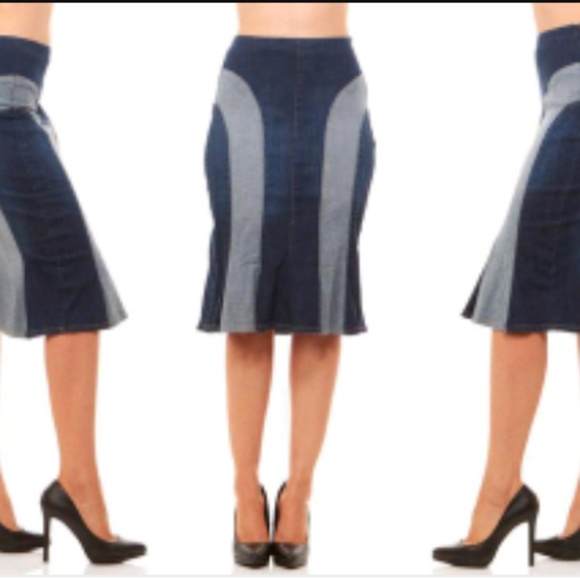 Red Jeans NYC Dresses & Skirts - Womens Two Tone Stripe Skirt